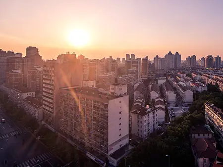 官方通报农村在建房倒塌致4死2伤，建筑事故责任追究制度如何？(图1)