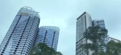 真相来了！楼市政策密集出招，武汉看房排队三小时，深圳成交量暴增180%，今年最好买房时机到了？(图3)